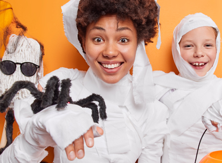 4 Serious Benefits of Playing Dress Up for Children